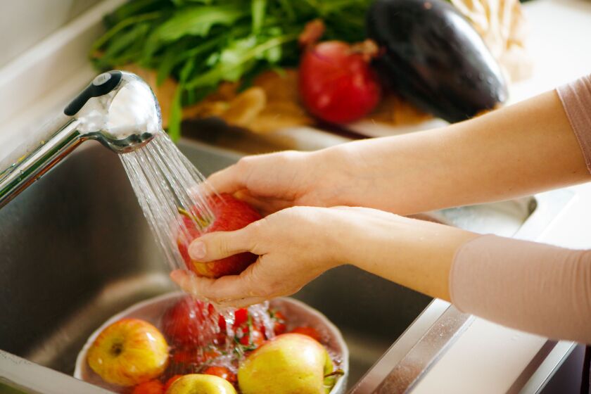 Should you rinse or wash fresh fruits and vegetables? - Chicago Sun-Times