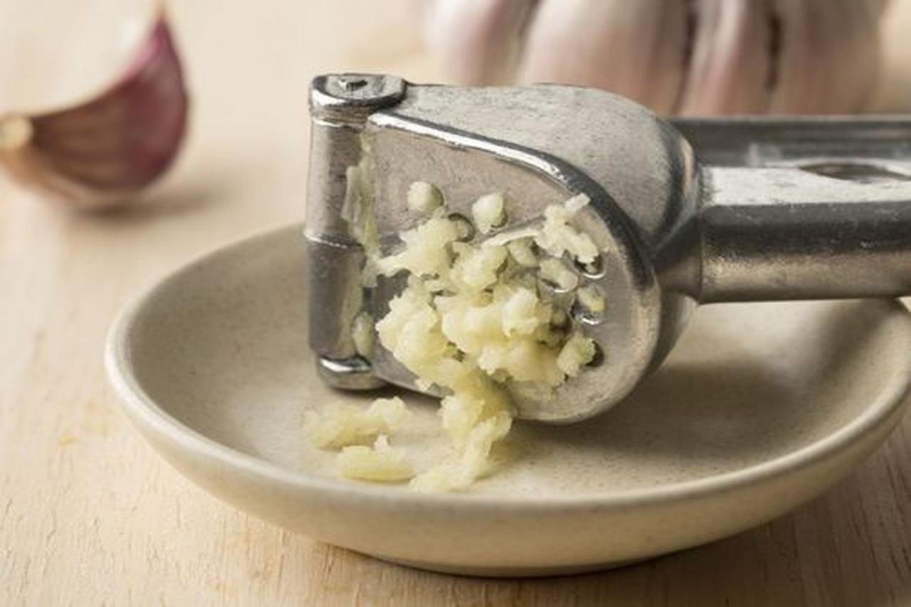 Garlic Press — Are Garlic Presses Worth It?